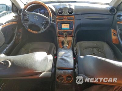 Zdjęcie 8 z 12 samochodu: 2004 MERCEDES-BENZ CLK 500 VIN:WDBTK75G04T022072 - miniatura