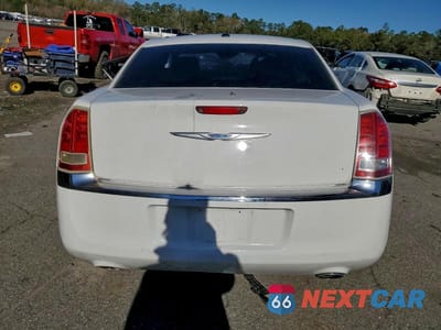 Zdjęcie 6 z 12 samochodu: 2011 CHRYSLER 300 LIMITED VIN:2C3CA5CG0BH547224 - miniatura