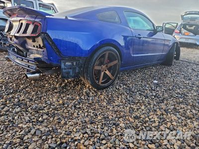 Trzecie zdjęcie samochodu z tyłu: 2014 FORD MUSTANG VIN:1ZVBP8AM1E5238449 - miniatura