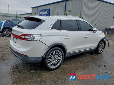 Trzecie zdjęcie samochodu z tyłu: 2017 LINCOLN MKX RESERVE VIN:2LMPJ6LR7HBL31628 - miniatura