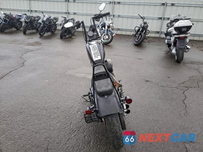 Czwarte zdjęcie samochodu z boku: 2011 HARLEY-DAVIDSON XL883 N VIN:1HD4LE210BC434558 - miniatura