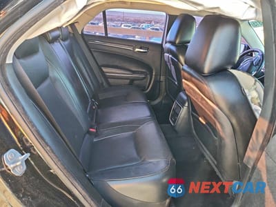 Zdjęcie 10 z 12 samochodu: 2018 CHRYSLER 300 LIMITED VIN:2C3CCAEG3JH127021 - miniatura