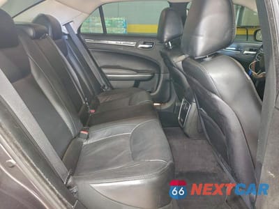 Zdjęcie 10 z 13 samochodu: 2018 CHRYSLER 300 TOURING VIN:2C3CCAAG8JH222812 - miniatura