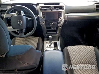 Zdjęcie 8 z 13 samochodu: 2023 TOYOTA 4RUNNER SR5 VIN:JTEEU5JR4P5304073 - miniatura