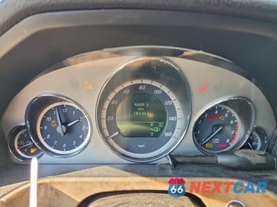 Zdjęcie 9 z 12 samochodu: 2011 MERCEDES-BENZ E 350 4MATIC VIN:WDDHF8HB1BA377638 - miniatura