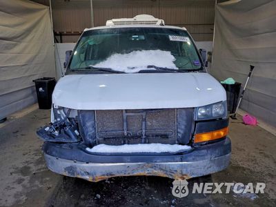 Piąte zdjęcie samochodu w środku: 2020 GMC SAVANA G2500 VIN:1GTW7AFG7L1174534 - miniatura