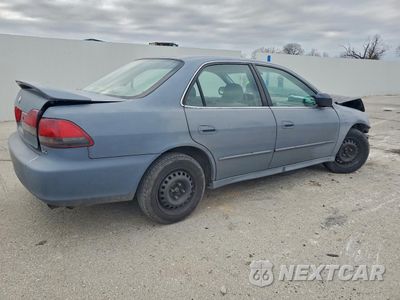 Trzecie zdjęcie samochodu z tyłu: 2002 HONDA ACCORD LX VIN:1HGCG66502A059031 - miniatura
