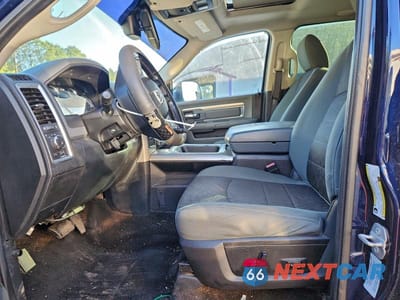 Zdjęcie 7 z 12 samochodu: 2016 RAM 2500 SLT VIN:3C6UR5DL9GG160707 - miniatura