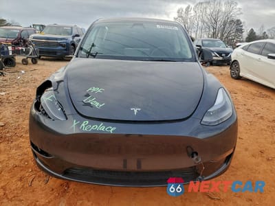 Piąte zdjęcie samochodu w środku: 2024 TESLA MODEL Y VIN:7SAYGDEE9RF983580 - miniatura