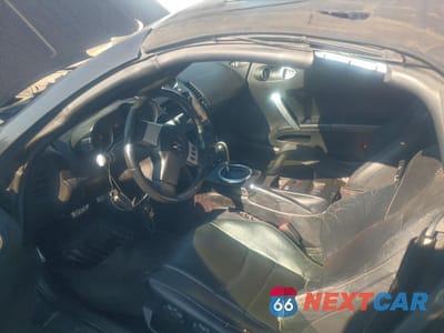 Zdjęcie 9 z 10 samochodu: 2005 NISSAN 350Z ROADSTER VIN:JN1AZ36A45M753769 - miniatura