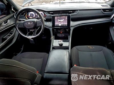 Zdjęcie 8 z 16 samochodu: 2025 JEEP GRAND CHEROKEE LAREDO VIN:1C4RJHAG2SC264854 - miniatura