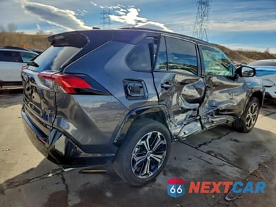 Trzecie zdjęcie samochodu z tyłu: 2024 TOYOTA RAV4 PRIME XSE VIN:JTMFB3FV7RD202641 - miniatura