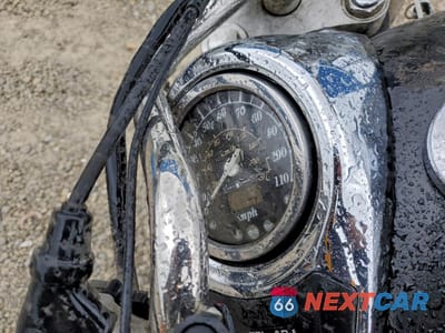 Zdjęcie 7 z 10 samochodu: 2002 SUZUKI VL800 VIN:JS1VS54A622104283 - miniatura