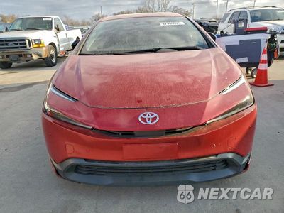 Piąte zdjęcie samochodu w środku: 2023 TOYOTA PRIUS LE VIN:JTDACAAU1P3012332 - miniatura
