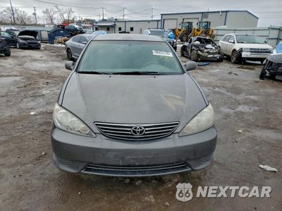 Piąte zdjęcie samochodu w środku: 2006 TOYOTA CAMRY LE VIN:4T1BE32K06U739800 - miniatura