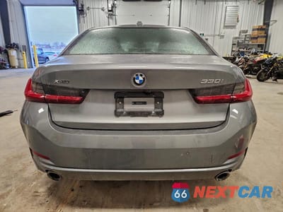Zdjęcie 6 z 12 samochodu: 2023 BMW 330XI VIN:3MW89FF08P8D68877 - miniatura