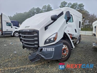 Drugie zdjęcie samochodu z przodu: 2026 FREIGHTLINER CASCADIA 126 SEMI TRUCK VIN:3AKJHHDV7TSWL4794 - miniatura