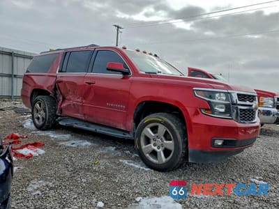Czwarte zdjęcie samochodu z boku: 2015 CHEVROLET SUBURBAN K1500 LT VIN:1GNSKJKC2FR274179 - miniatura