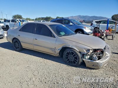 Czwarte zdjęcie samochodu z boku: 1999 TOYOTA CAMRY LE VIN:JT2BG22K4X0347347 - miniatura