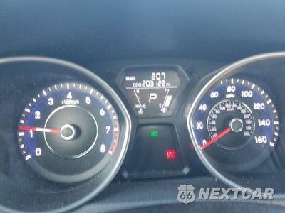 Zdjęcie 9 z 12 samochodu: 2013 HYUNDAI ELANTRA GLS VIN:5NPDH4AE5DH410670 - miniatura