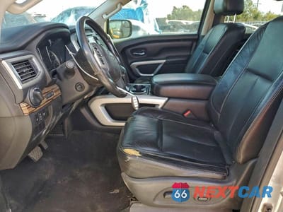 Zdjęcie 7 z 11 samochodu: 2017 NISSAN TITAN SV VIN:1N6AA1E68HN507227 - miniatura