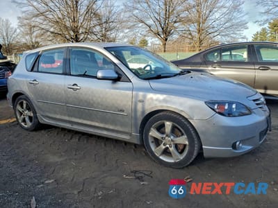 Czwarte zdjęcie samochodu z boku: 2005 MAZDA 3 HATCHBACK VIN:JM1BK343051269626 - miniatura