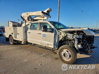 Czwarte zdjęcie samochodu z boku: 2023 FORD F550 SUPER DUTY VIN:1FD0W5HT3PEC54384 - miniatura