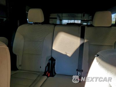 Zdjęcie 10 z 14 samochodu: 2023 CHEVROLET TRAVERSE LS VIN:1GNERFKW4PJ248327 - miniatura