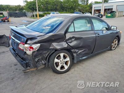 Trzecie zdjęcie samochodu z tyłu: 2013 TOYOTA CORROLA VIN:5YFBU4EE7DP151132 - miniatura