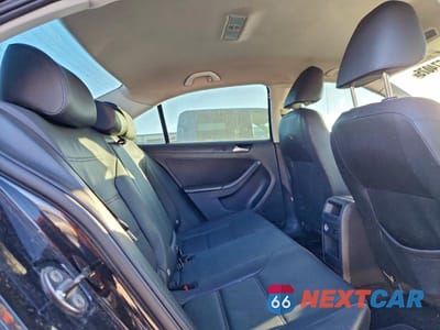 Zdjęcie 10 z 11 samochodu: 2012 VOLKSWAGEN JETTA SE VIN:3VWDX7AJXCM411238 - miniatura