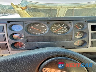 Zdjęcie 7 z 9 samochodu: 1995 FREIGHTLINER MEDIUM CONVENTIONAL FL60 VIN:1FV6GFAC5SL630734 - miniatura