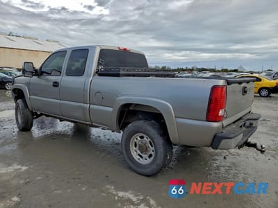 Drugie zdjęcie samochodu z przodu: 2003 CHEVROLET SILVERADO K2500 HEAVY DUTY VIN:1GCHK291X3E172676 - miniatura