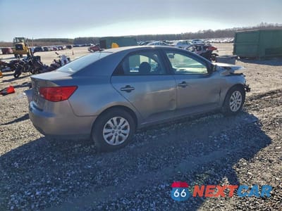 Trzecie zdjęcie samochodu z tyłu: 2012 KIA FORTE EX VIN:KNAFU4A21C5595032 - miniatura