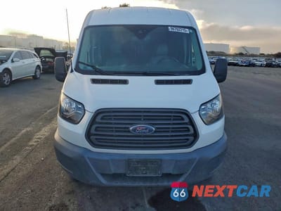 Piąte zdjęcie samochodu w środku: 2018 FORD TRANSIT T-150 VIN:1FTYE1CM0JKA79393 - miniatura