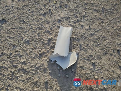 Zdjęcie 12 z 13 samochodu: 1991 PONTIAC FIREBIRD TRANS AM VIN:1G2FW2384ML211992 - miniatura