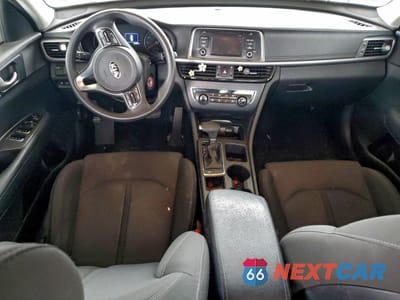 Zdjęcie 8 z 14 samochodu: 2017 KIA OPTIMA LX VIN:5XXGT4L38HG171057 - miniatura