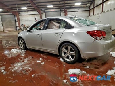 Drugie zdjęcie samochodu z przodu: 2015 CHEVROLET CRUZE LT VIN:1G1PC5SB0F7141869 - miniatura