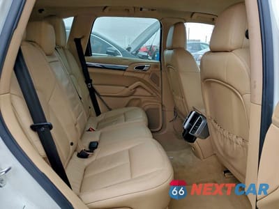 Zdjęcie 10 z 13 samochodu: 2011 PORSCHE CAYENNE VIN:WP1AA2A24BLA07935 - miniatura