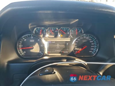 Zdjęcie 9 z 12 samochodu: 2015 CHEVROLET SUBURBAN K1500 LT VIN:1GNSKJKC4FR147031 - miniatura