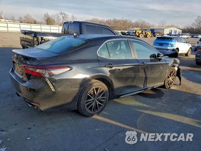 Trzecie zdjęcie samochodu z tyłu: 2022 TOYOTA CAMRY SE VIN:4T1G11AK3NU708160 - miniatura
