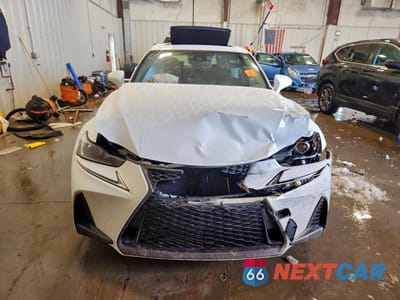 Piąte zdjęcie samochodu w środku: 2017 LEXUS IS 300 BASE VIN:JTHCM1D2XH5015976 - miniatura
