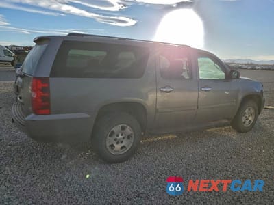 Trzecie zdjęcie samochodu z tyłu: 2008 CHEVROLET SUBURBAN K1500 LS VIN:1GNFK16358J159346 - miniatura