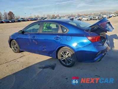 Drugie zdjęcie samochodu z przodu: 2023 KIA FORTE LX VIN:3KPF24AD1PE579692 - miniatura