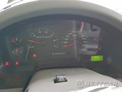 Zdjęcie 9 z 12 samochodu: 2005 FORD F150 VIN:1FTPX125X5NA67806 - miniatura