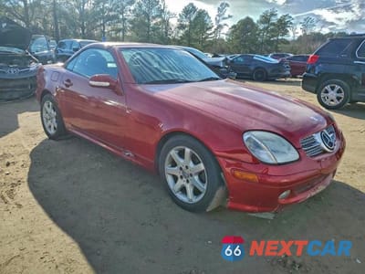 Czwarte zdjęcie samochodu z boku: 2004 MERCEDES-BENZ SLK VIN:WDBKK49F34F302434 - miniatura