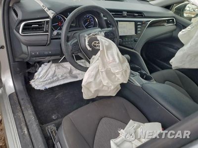 Zdjęcie 8 z 12 samochodu: 2018 TOYOTA CAMRY L VIN:JTNB11HK2J3044031 - miniatura
