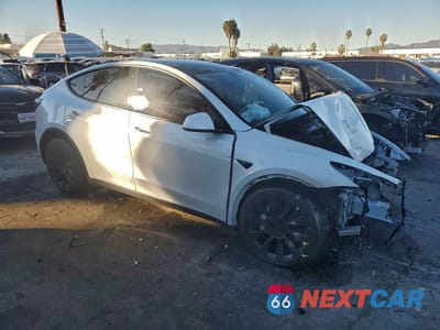 Zdjęcie 10 z 39 samochodu: 2020 TESLA MODEL Y VIN:5YJYGDEE5LF012872 - miniatura