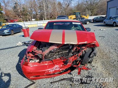 Piąte zdjęcie samochodu w środku: 2005 FORD MUSTANG VIN:1ZVFT84N555206282 - miniatura