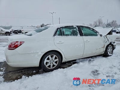 Trzecie zdjęcie samochodu z tyłu: 2008 TOYOTA AVALON XL VIN:4T1BK36B88U303184 - miniatura