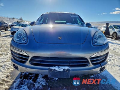 Piąte zdjęcie samochodu w środku: 2012 PORSCHE CAYENNE VIN:WP1AA2A20CLA10039 - miniatura